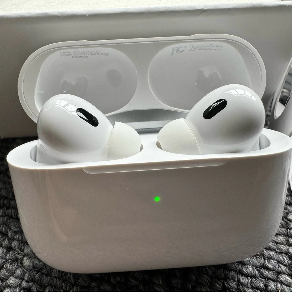 Apple AirPods Pro 2 Wireless Earbuds